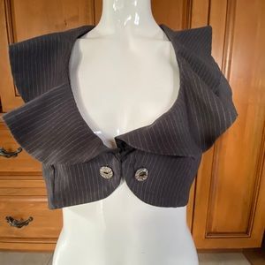 💖2 for $20 - Bizz Girl blazer, nice details with metal clasp